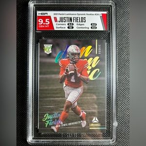 2021 Panini Luminance Dynamic Justin Fields #DR-2 Rookie RC HGA 9.5 Gem Mint
